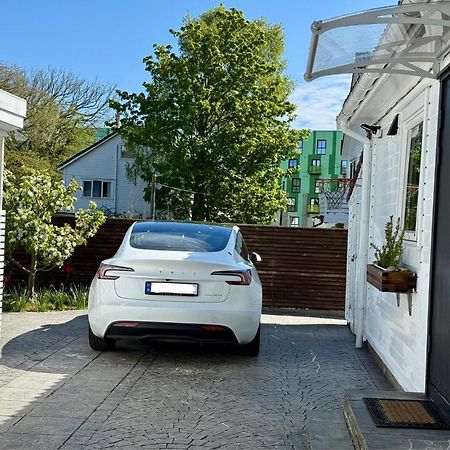 Central Family Twinhouse Stavanger Bagian luar foto