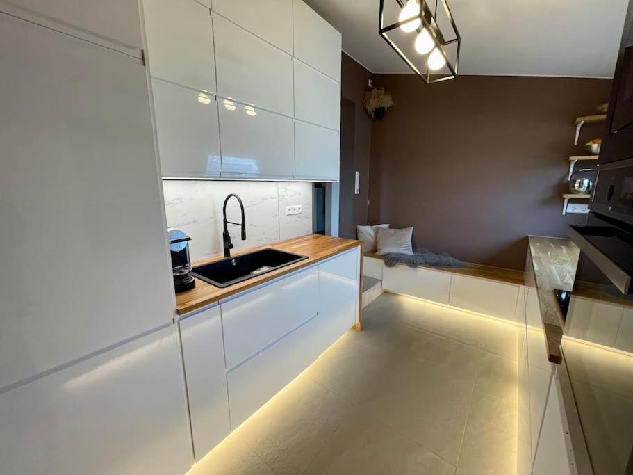 Central Family Twinhouse Stavanger Bagian luar foto