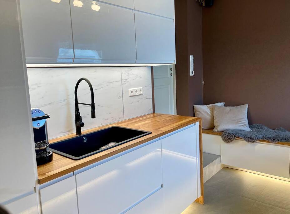 Central Family Twinhouse Stavanger Bagian luar foto