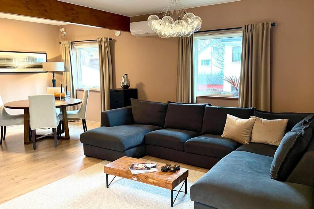 Central Family Twinhouse Stavanger Bagian luar foto